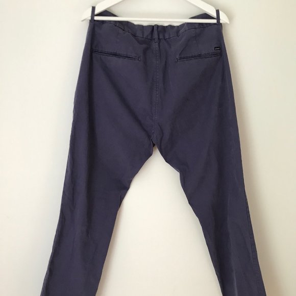 Scotch and Soda garment dyed cotton chinos. Straig - Picture 3 of 12